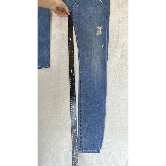 Hudson Jeans Women's 27 Measures 29x30‎ Distressed Low Rise Denim Medium Wash - Picture 5 of 10